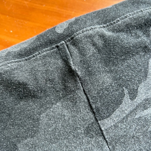 TNA Grey Camo Shorts - Picture 4 of 5